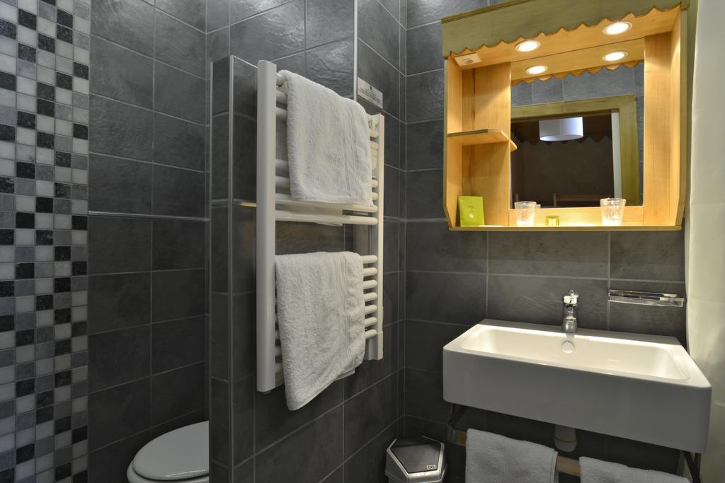 Hotel Le Ferraillon Абонданс Екстериор снимка