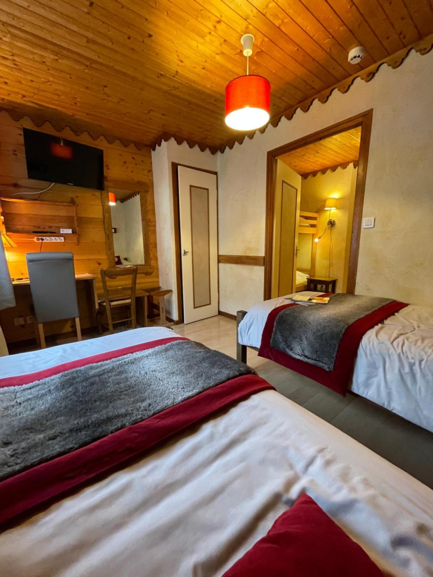 Hotel Le Ferraillon Абонданс Екстериор снимка