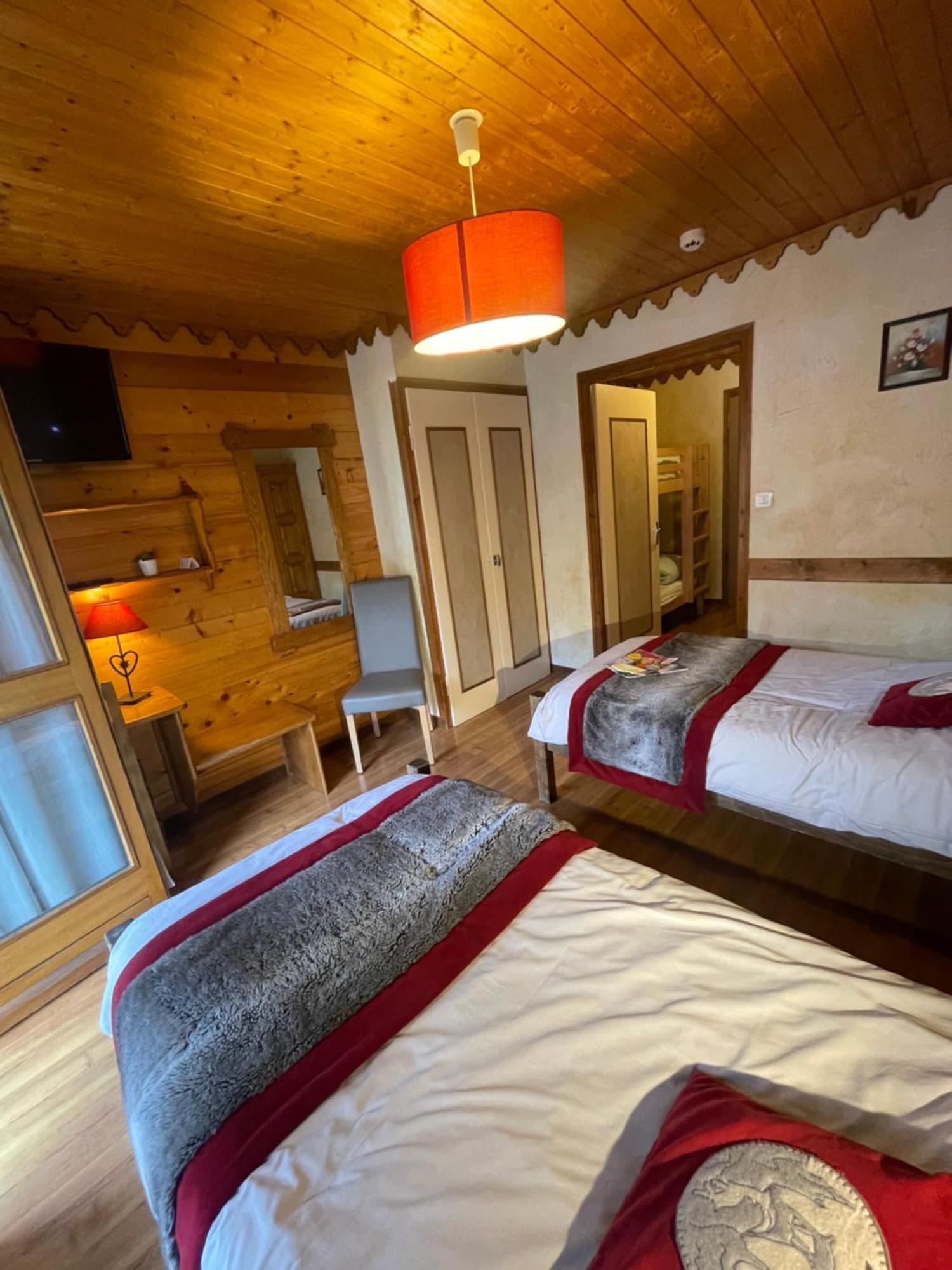 Hotel Le Ferraillon Абонданс Екстериор снимка