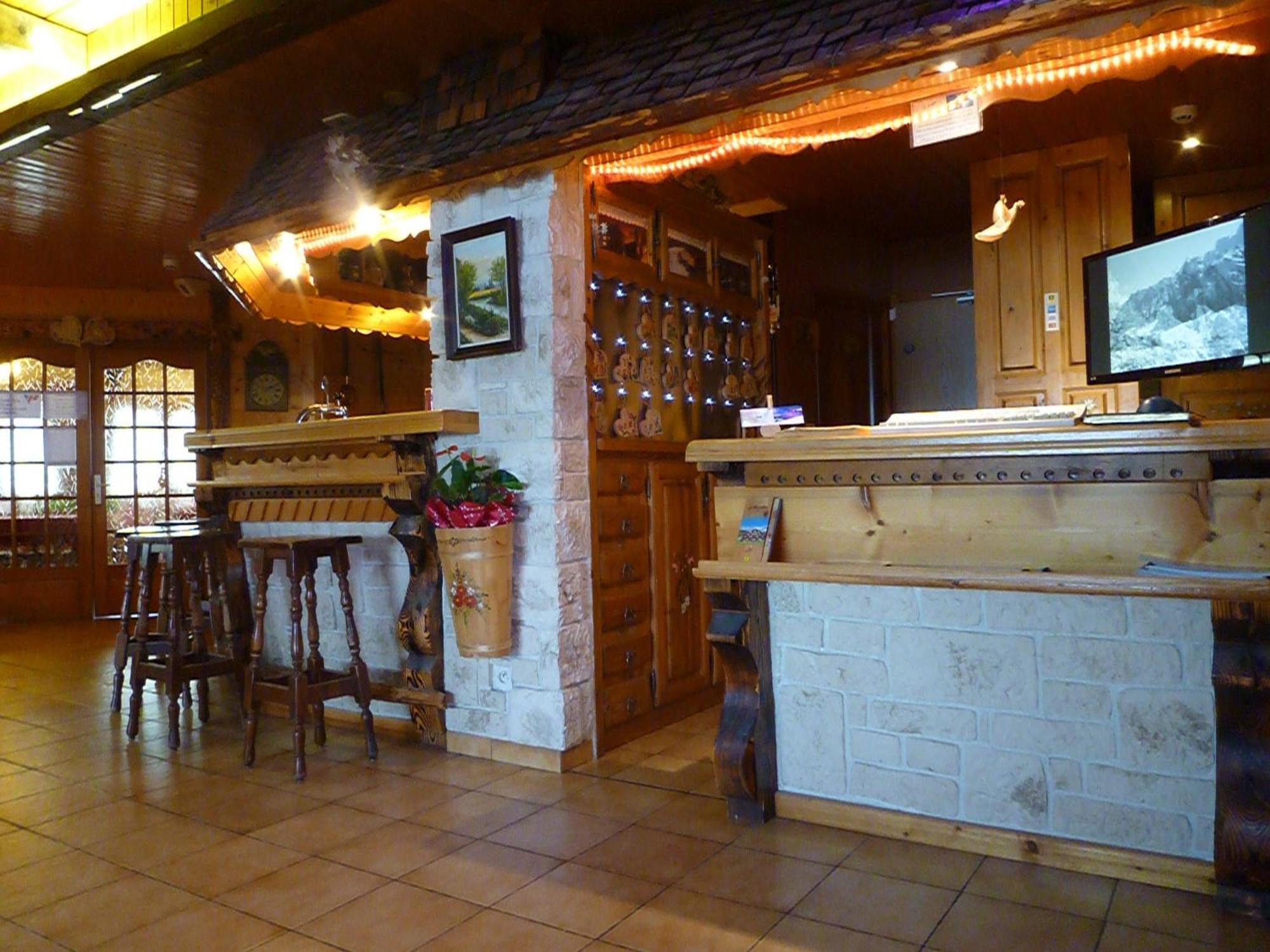 Hotel Le Ferraillon Абонданс Екстериор снимка