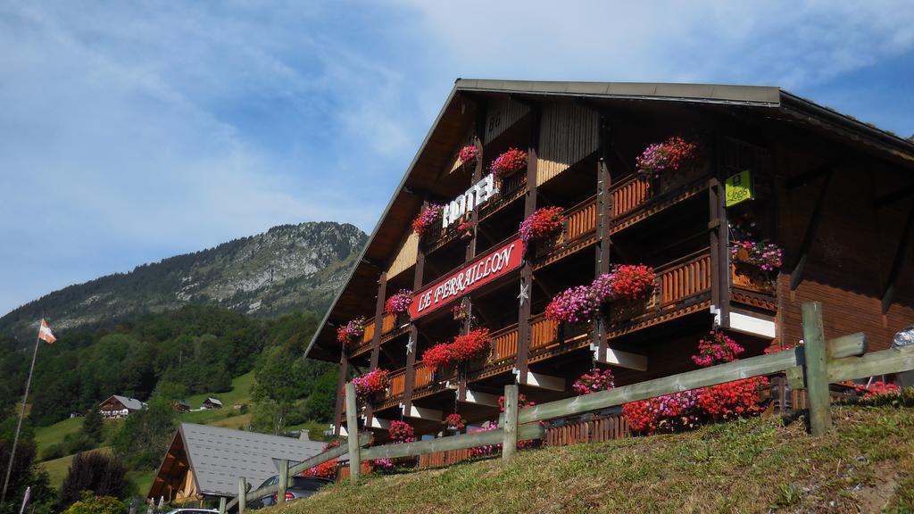 Hotel Le Ferraillon Абонданс Екстериор снимка